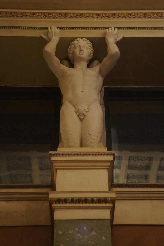 в здании Нового Эрмитажа - zavitok *