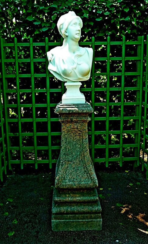 ЛЕТНИЙ САД. - Виктор Осипчук