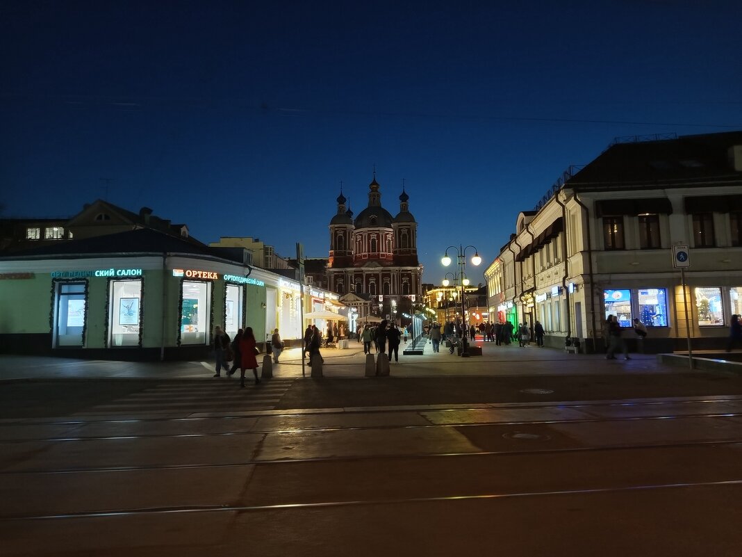 Я шагаю с работы устало - Андрей Лукьянов Я шагаю с работы устало - Андрей Лукьянов