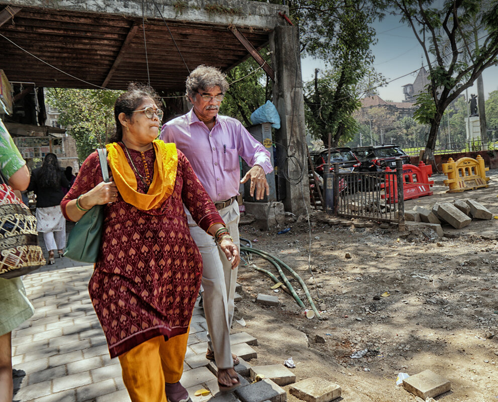 *** - Алексей Карташев