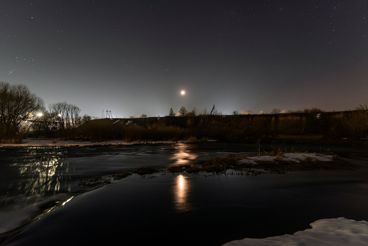 лунная дорожка блистает серебром - Виталий Емельянов