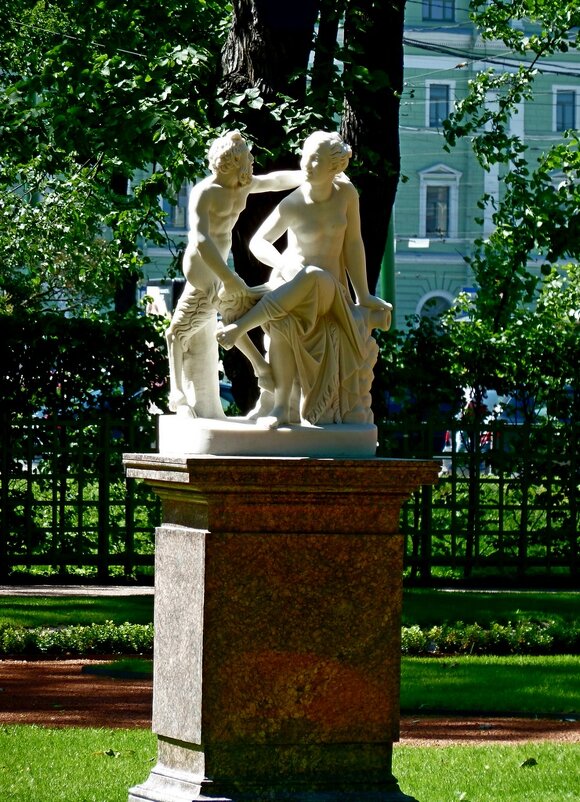 ЛЕТНИЙ САД. - Виктор Осипчук