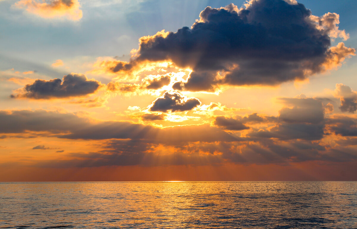 Закат. - Александр. AVG100 ---