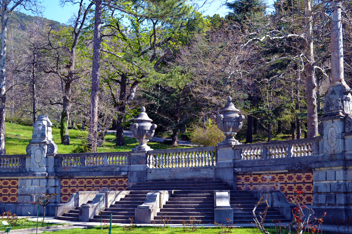 Опорная стена Массандровского дворца - Ольга 