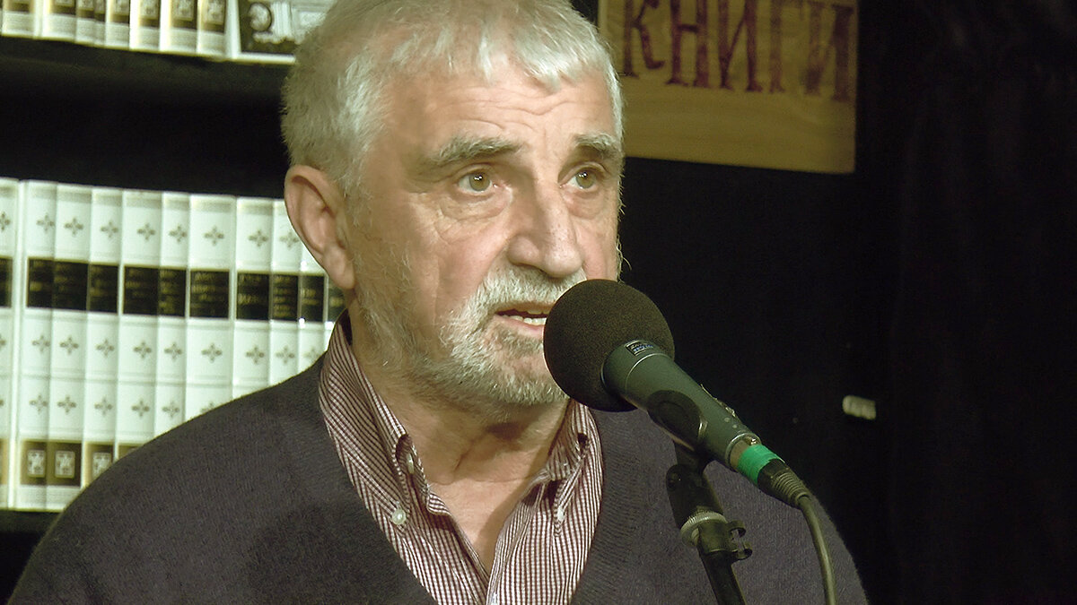 Игорь Иртеньев, писатель. - Игорь Олегович Кравченко