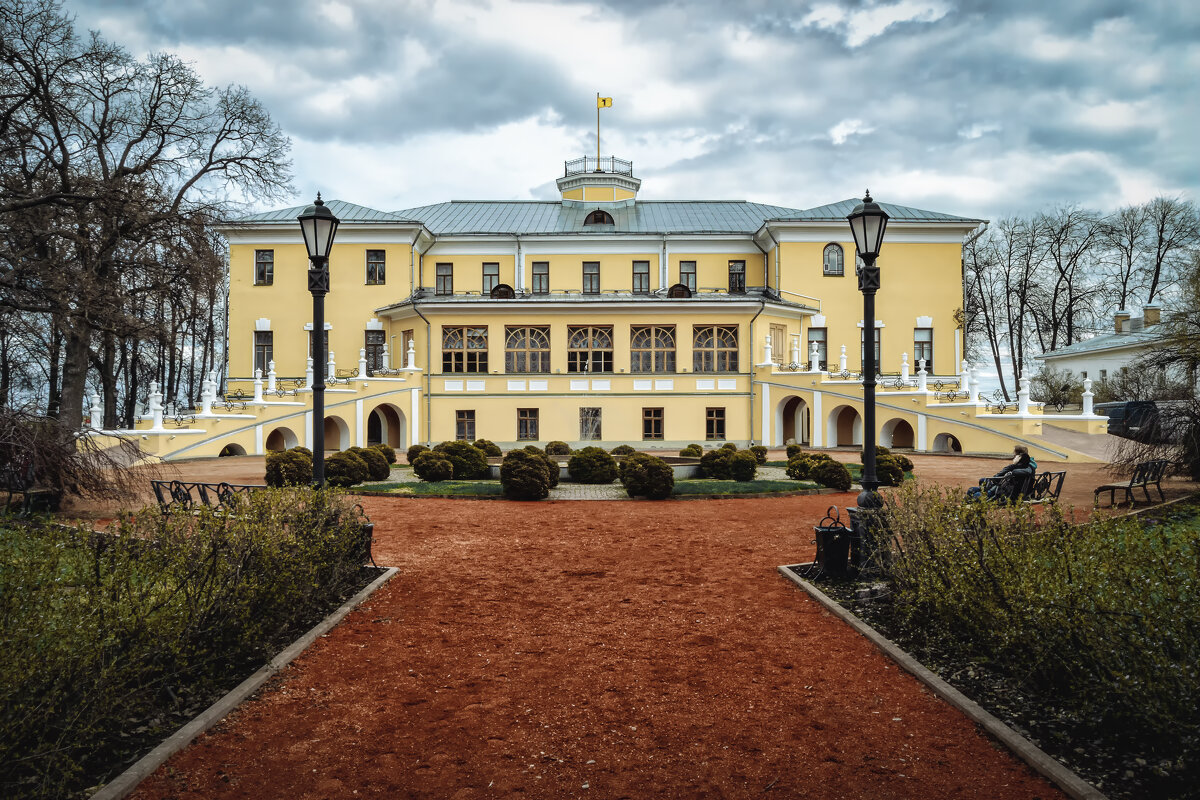 Губернаторский дом. Ярославль - Олег Подлесных