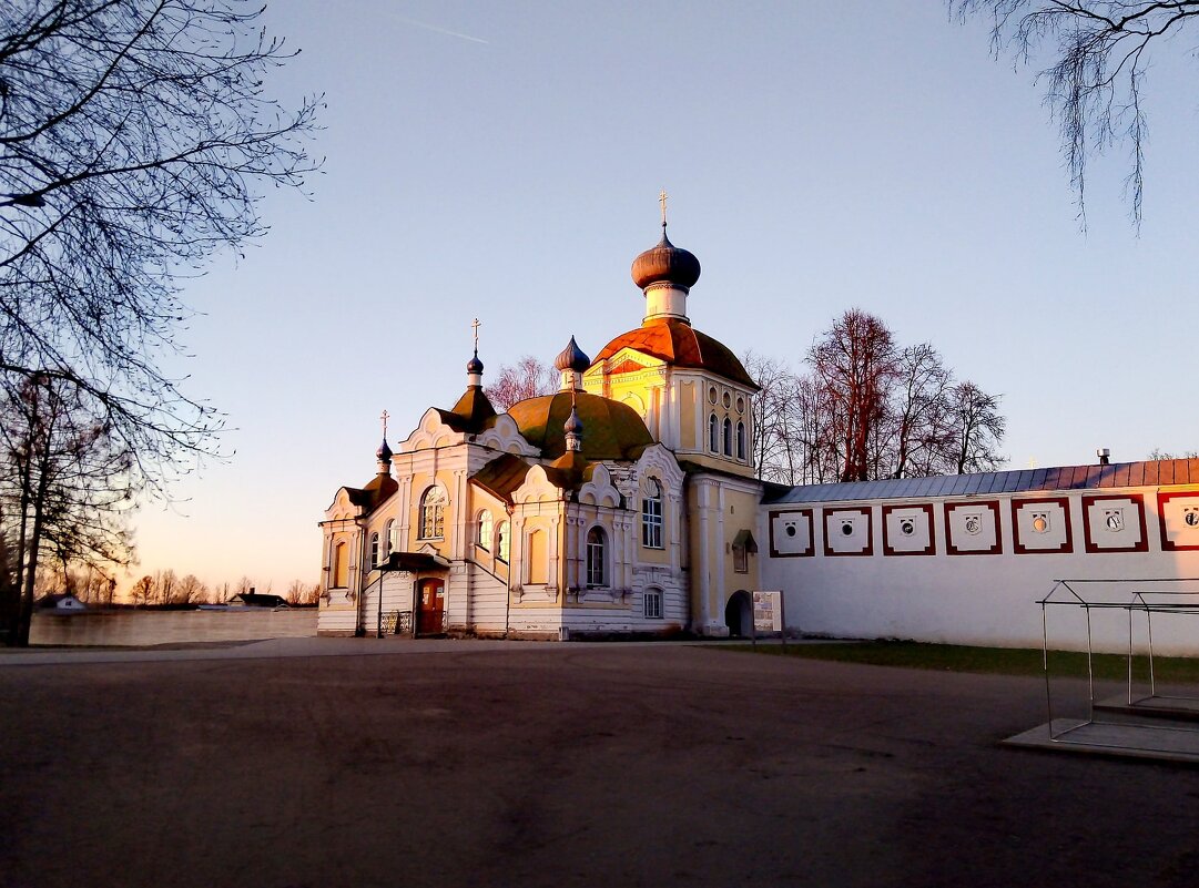 церковь Тихвинской иконы Божьей матери - Сергей Кочнев