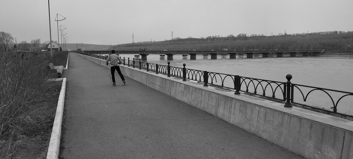 Набережная - Радмир Арсеньев Набережная - Радмир Арсеньев