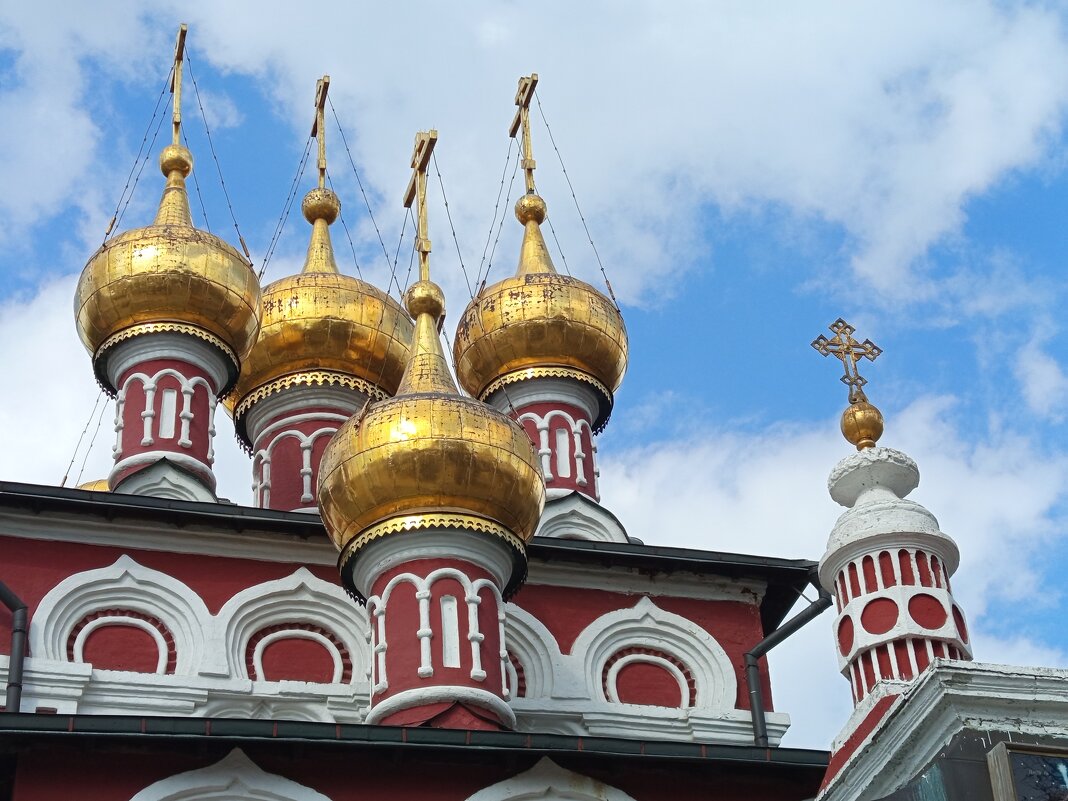 Всех с Праздником! С Праздниками! - Андрей Лукьянов Всех с Праздником! С Праздниками! - Андрей Лукьянов