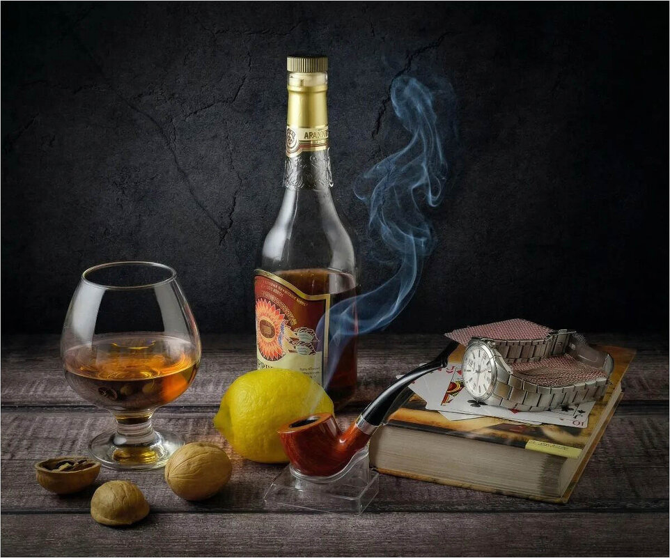 С трубкой... - Алексей Мезенцев