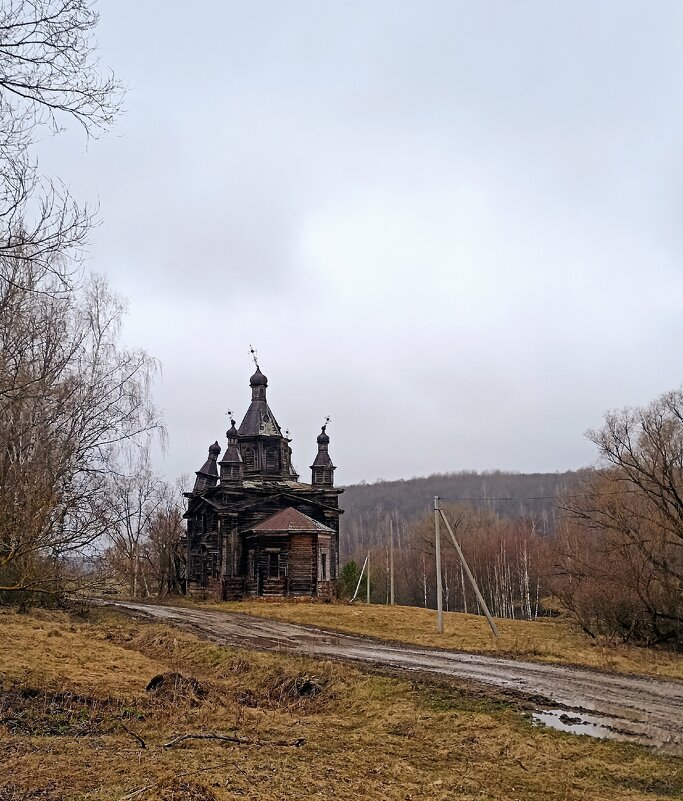 В области - Олег Денисов