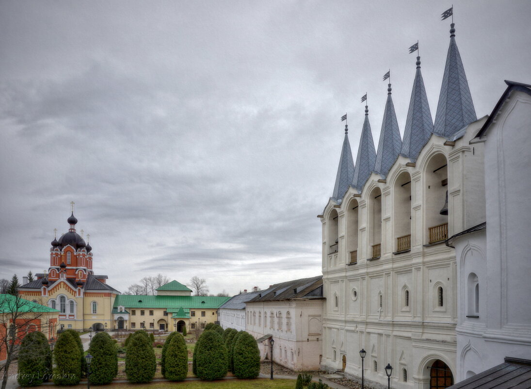 Тихвинский Богородичный Успенский монастырь - Andrey Lomakin