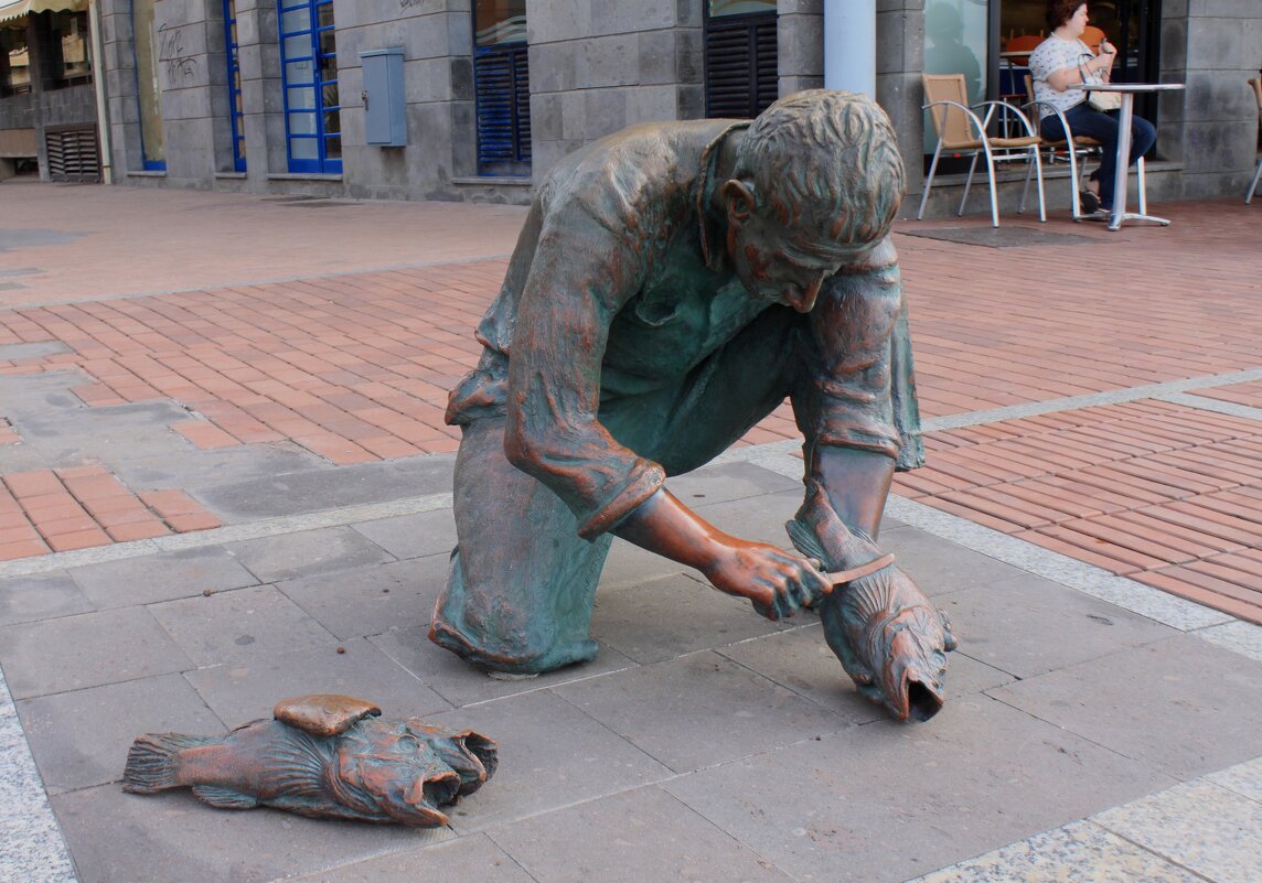 Скульптура Рыбаку - Savayr 