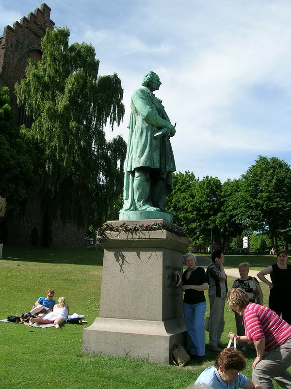 Памятник Гансу Христиану Андерсену - Анастасия Смирнова