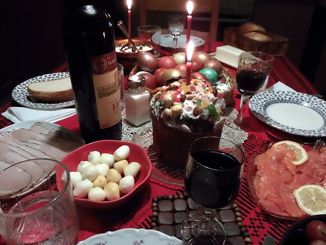 Пасхальная трапеза - Елена 