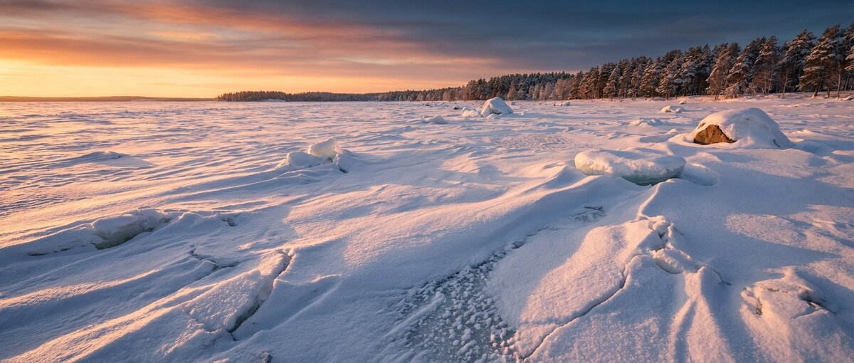 Замерзший залив зимой - Лилия 
