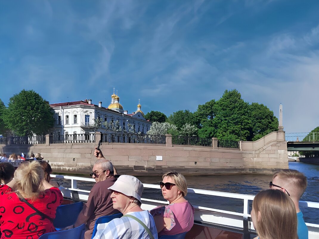 Питер,  экскурсия по рекам  и каналам - Фотогруппа Весна