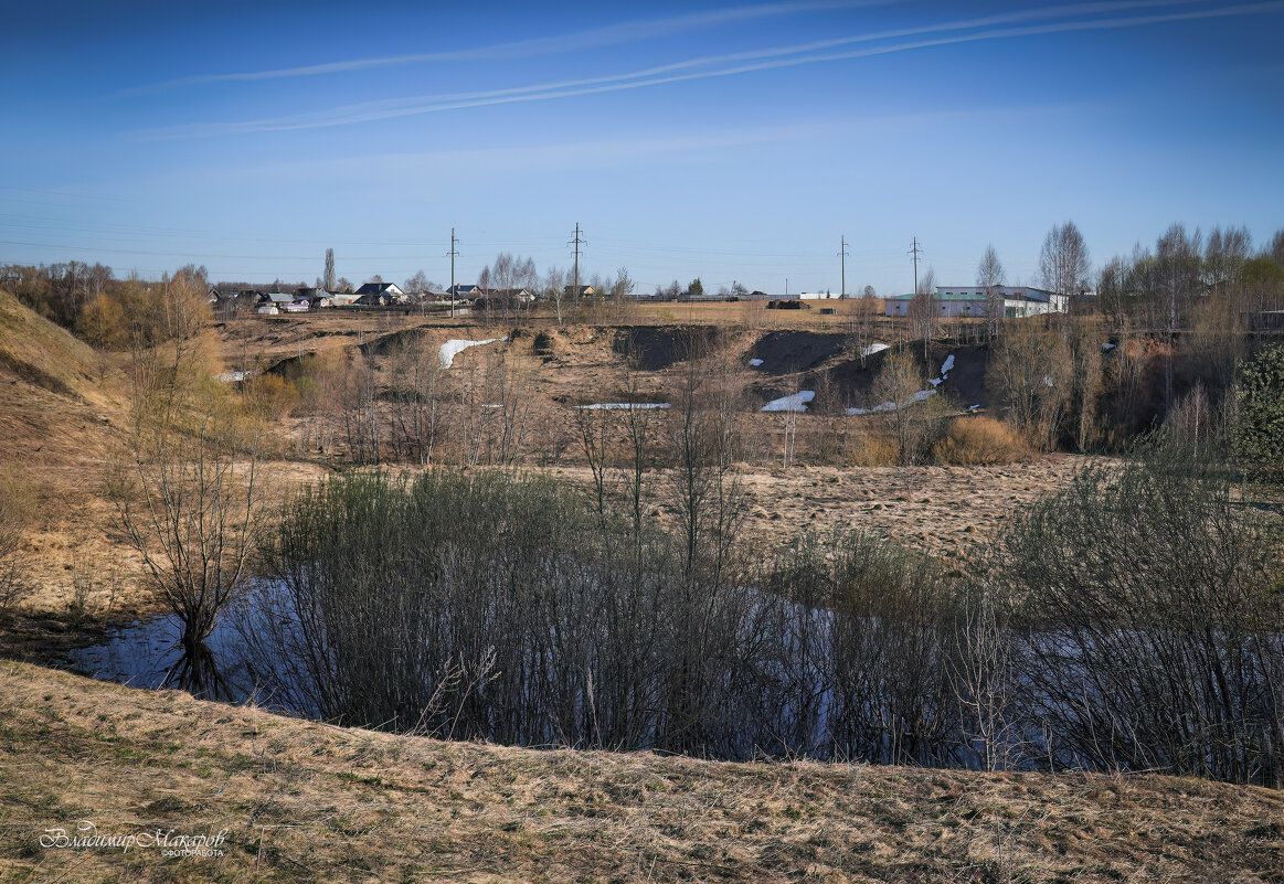 "Неизбежное весеннее наступление"© - Владимир Макаров