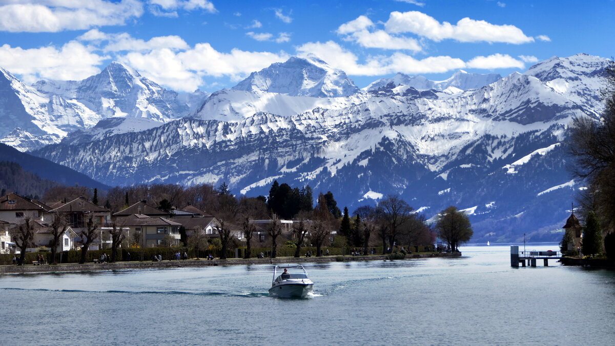 Франция/Шамони Эгюий дю Миди 3842м /Канатная дорога превосходной степени в Шамони-Монблан/ - "The Natural World" Александер