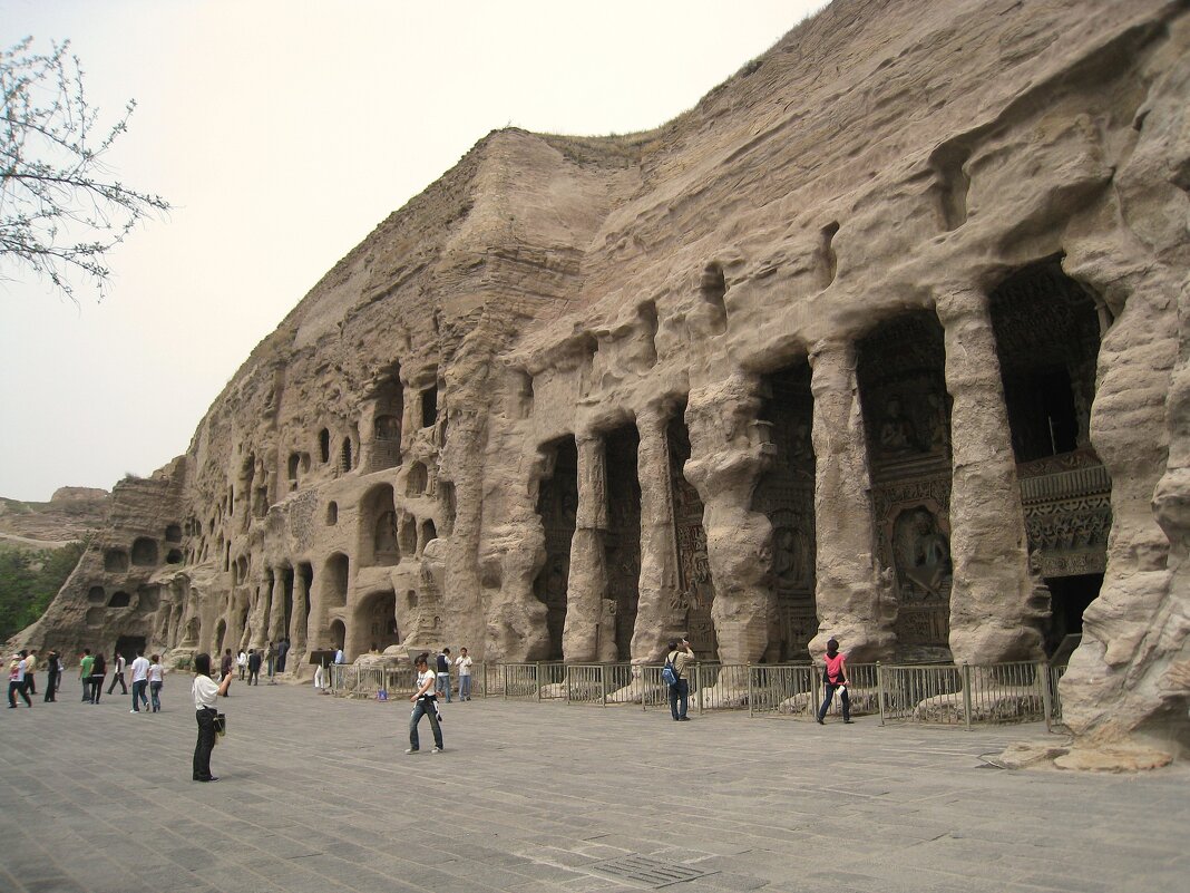 Китайские пещерные гроты Юньган. - unix (Илья Утропов)