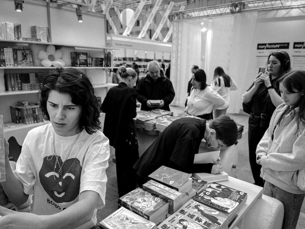 *** - Сергей Золотавин