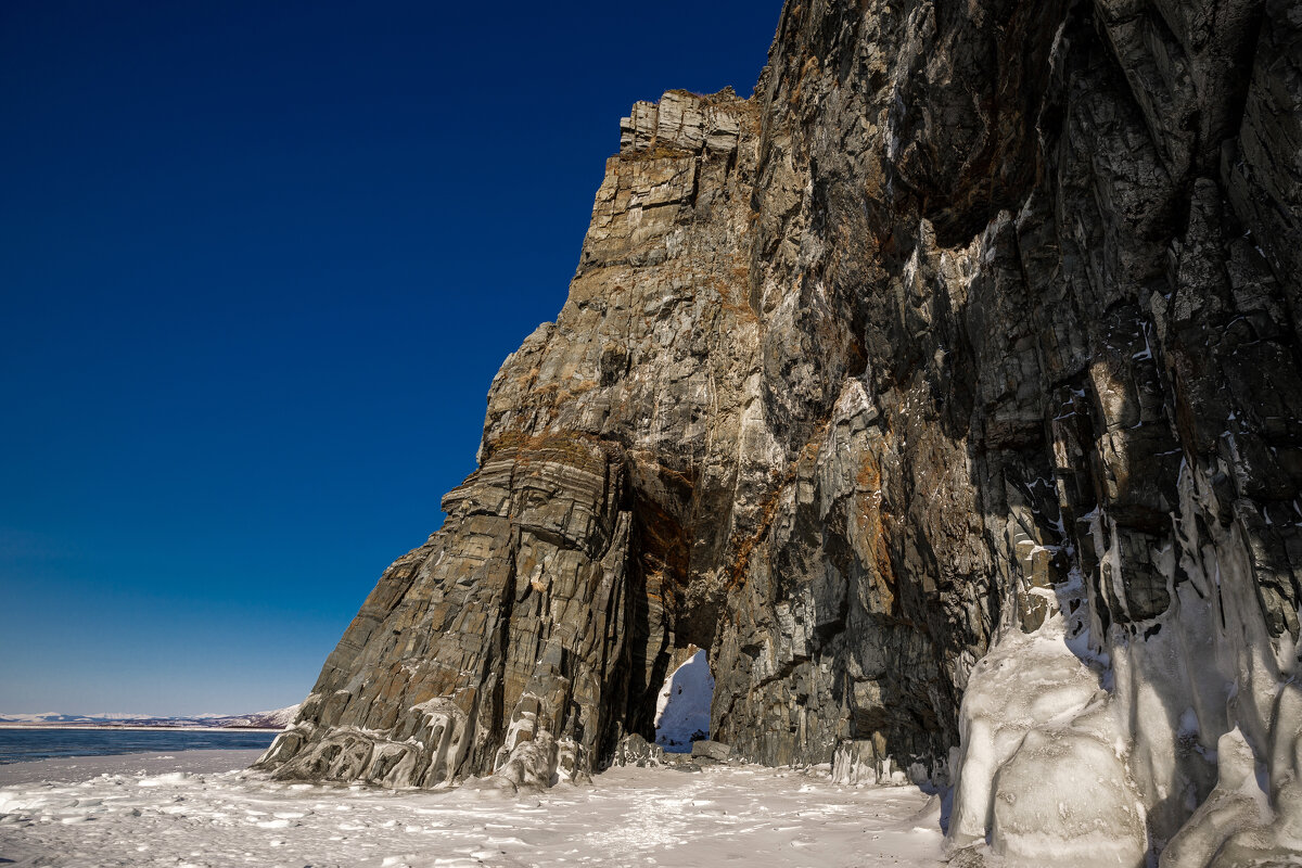 Каменная арка - Денис Трофимов