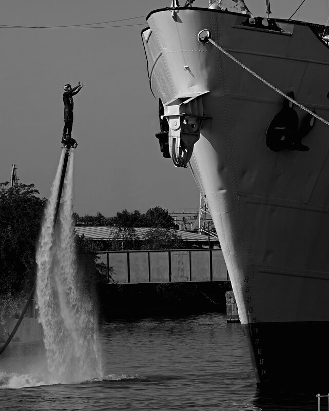 "Мы с тобой одной крови..." - Виктор Савельев