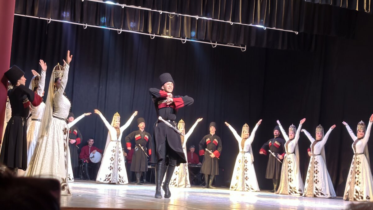 Танец Кавказа - Мариша Тим