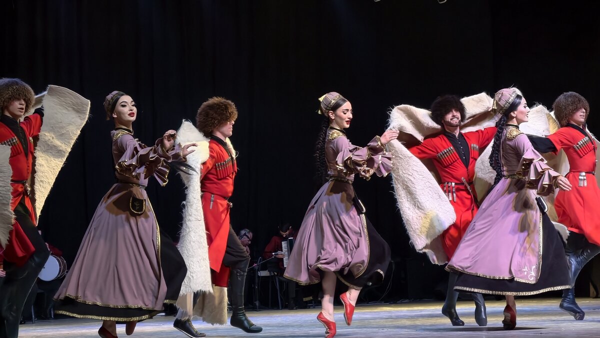 Танец горцев - Мариша Тим