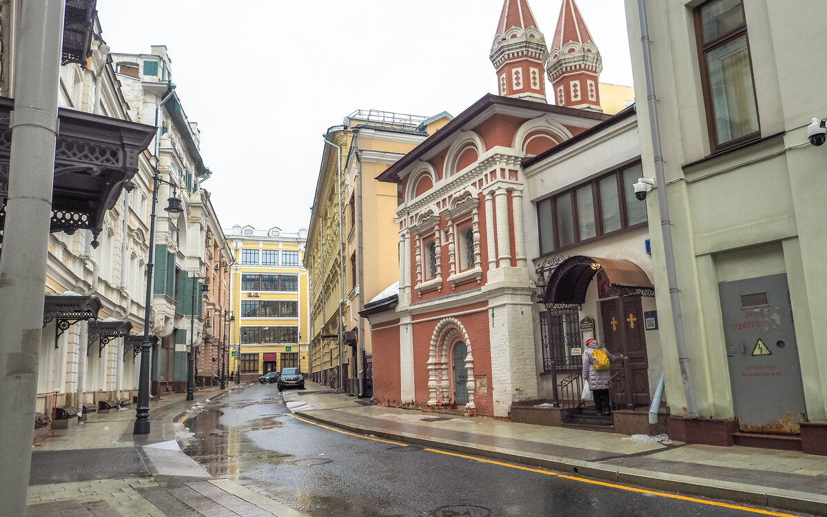 Уголок Москвы - юрий поляков