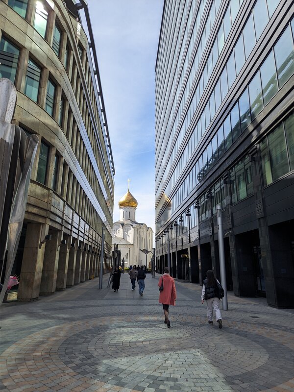 Дорога у храму - Andrew 