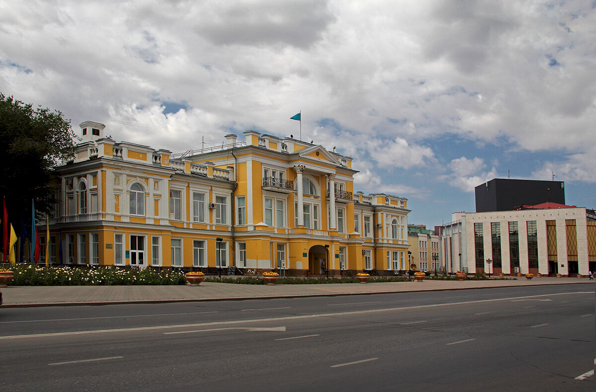 На улицах Уральска - MILAV V