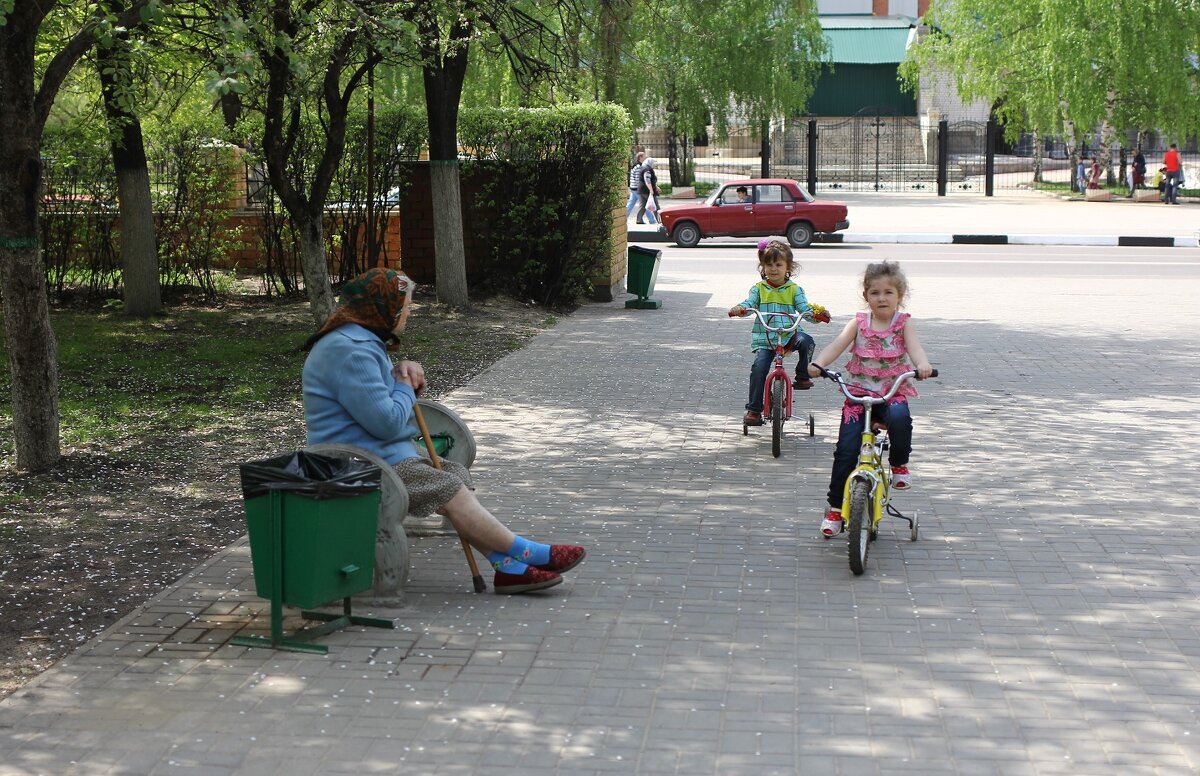 Теплый день 4 Мая в Воронеже в 2013 году - Gen Vel