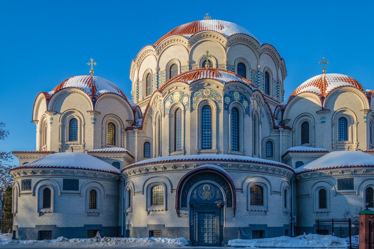 Казанская церковь Воскресенского Новодевичьего монастыря в Петербурге (ракурс 1). - Игорь Викторов