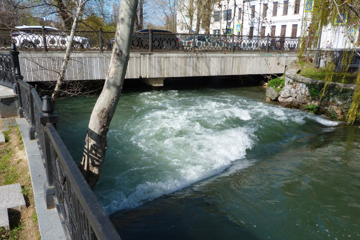 Шумит  Салгир - Валентин Семчишин