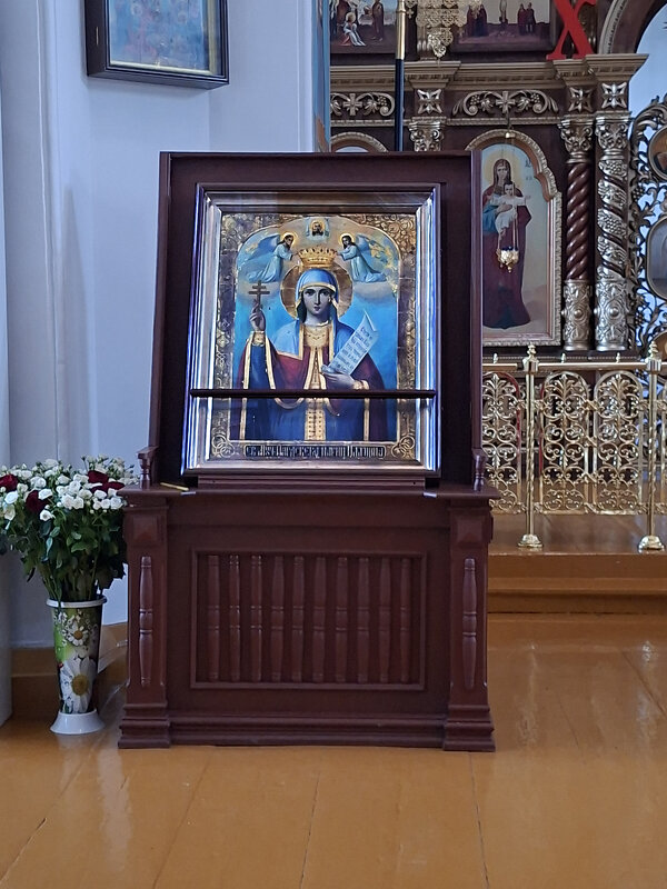 Икона святой мученицы Параскевы, с частицей мощей страстотерпицы Христовой. - ИРЭН@ .