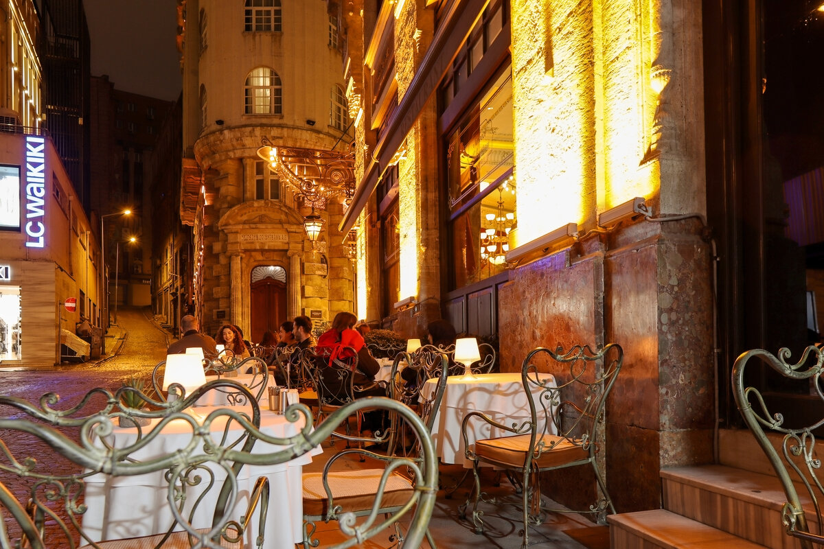 Вечерний город - skijumper Иванов