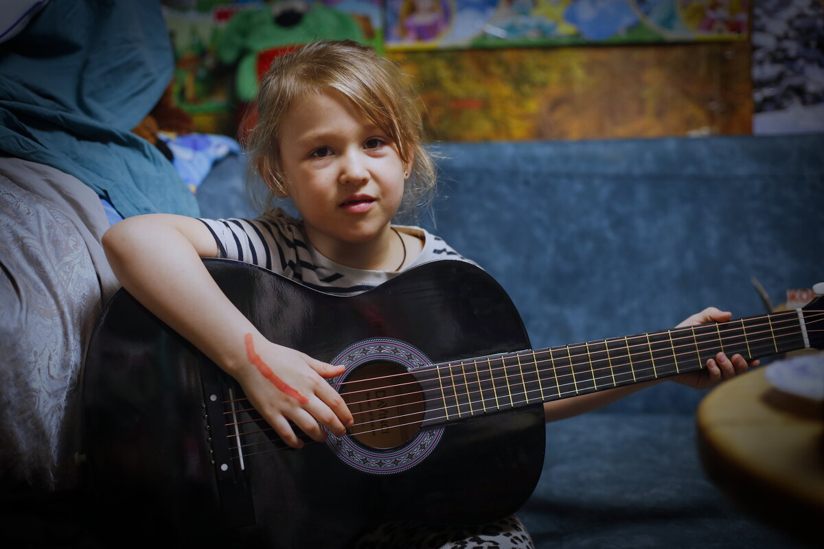 а я все чаще замечаююю... - Артём Евтюхов