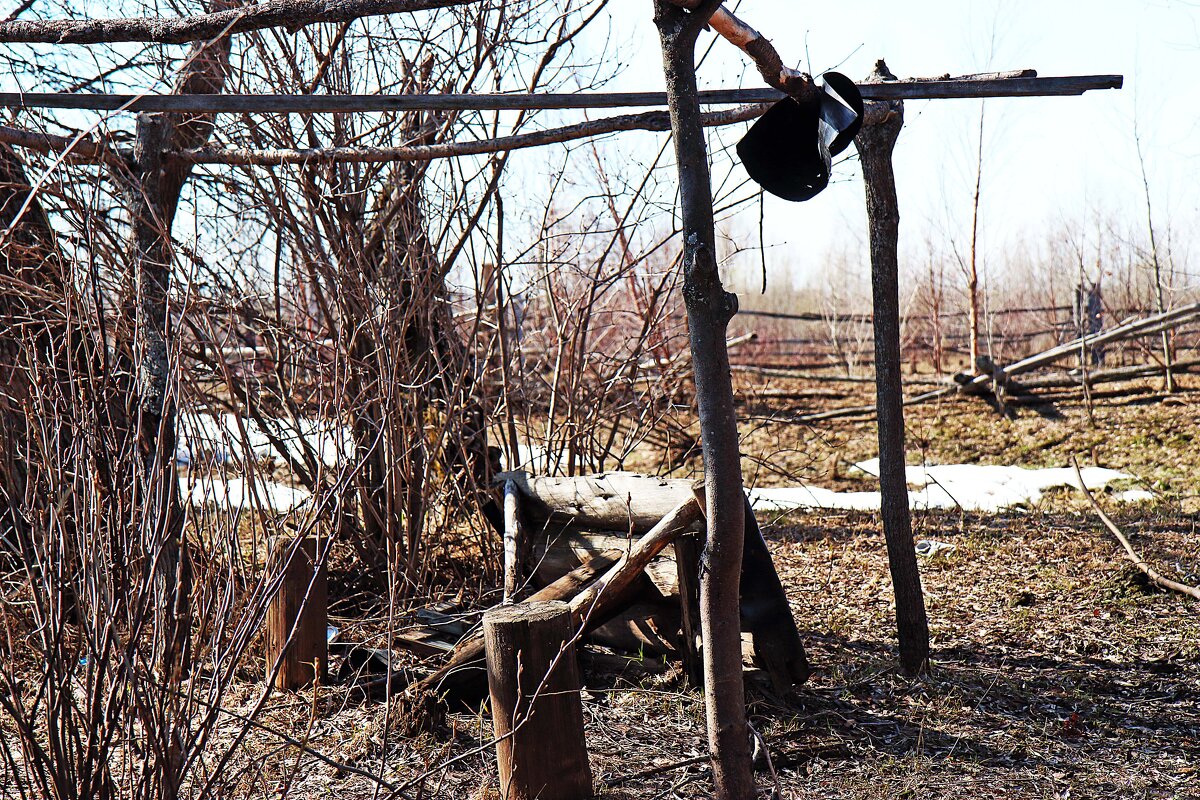 Май..Рыбацкий бивак! - Владимир 