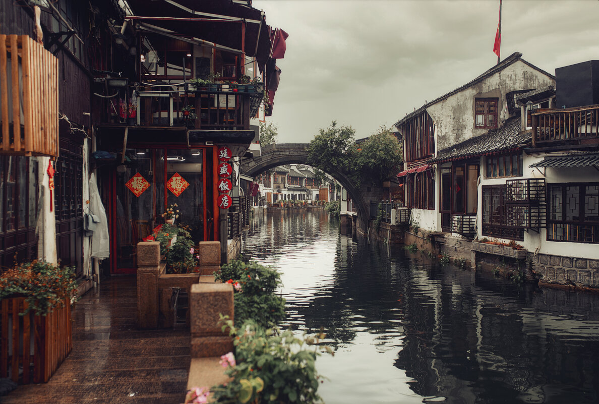 Древний Китай - Лилия .