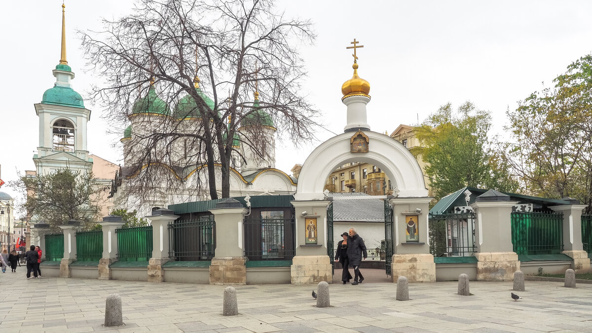 Уголок Москвы - юрий поляков