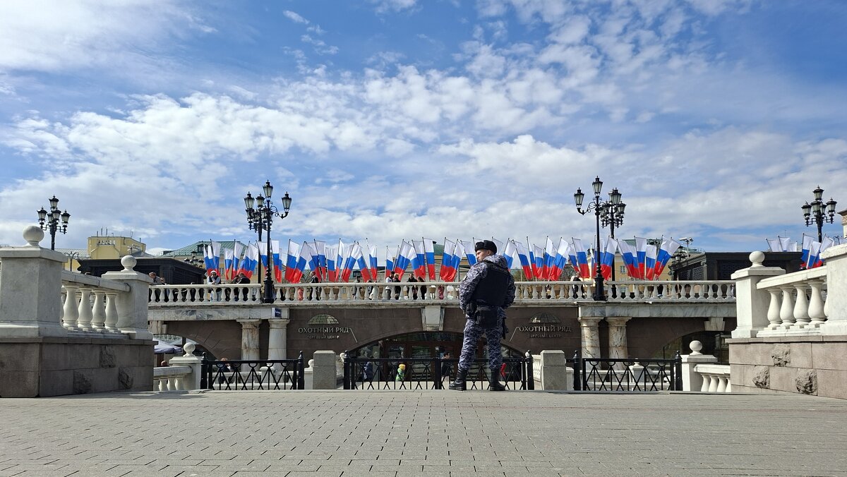 Первомай - ИРЭН@ .
