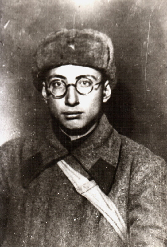 С нашим Большим Праздником, друзья! - Андрей Лукьянов С нашим Большим Праздником, друзья! - Андрей Лукьянов