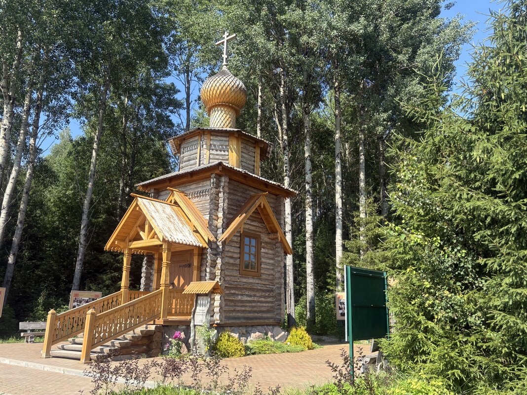 Часовня Тихвинской иконы Божией Матери...Антониево-Дымский монастырь - Наталия Павлова Часовня Тихвинской иконы Божией Матери...Антониево-Дымский монастырь - Наталия Павлова