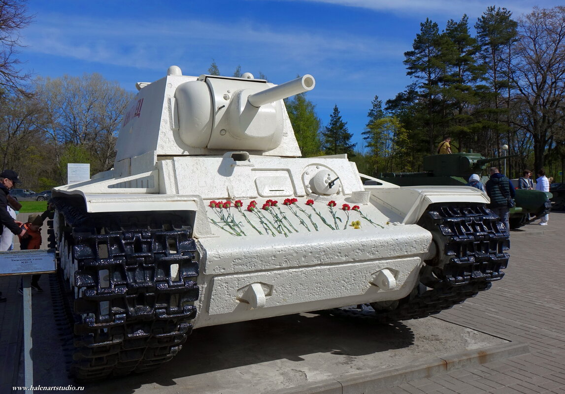 КВ-1,до сих пор страшный. - Игорь Корф