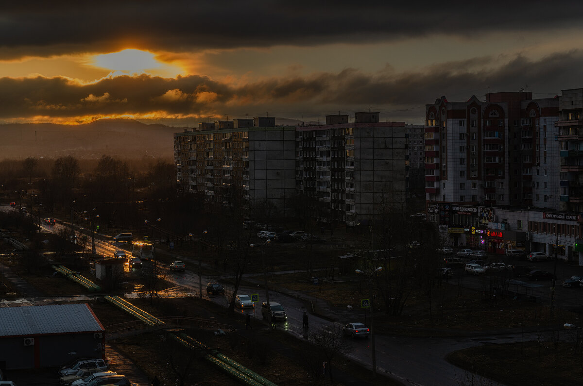 Вечерние сумерки - Виктор Иванович Чернюк