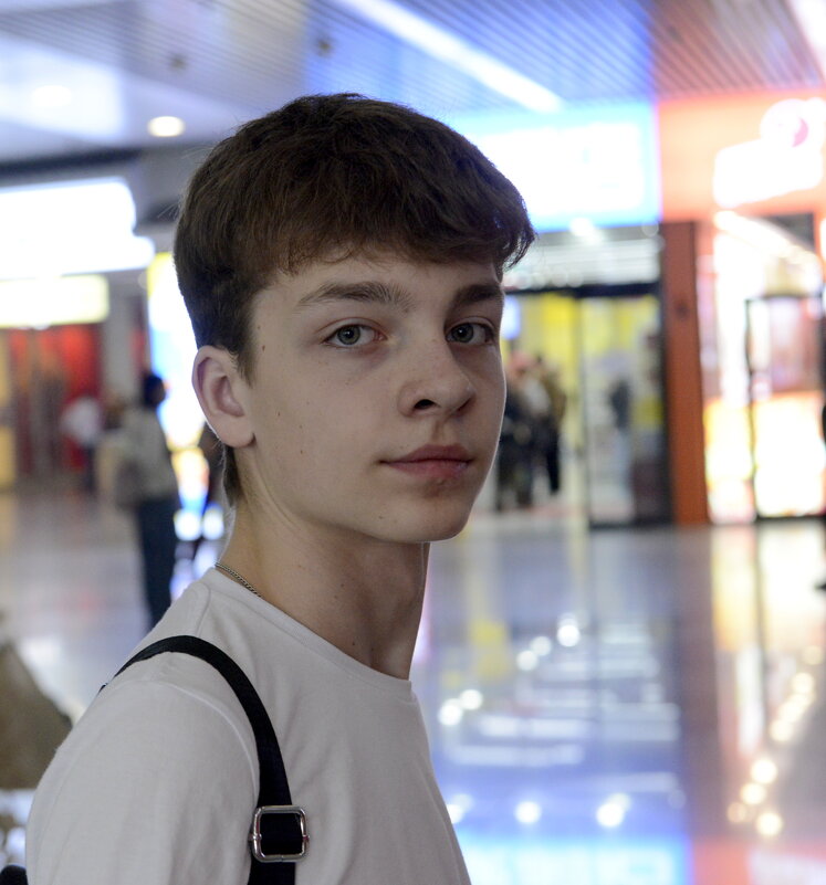 . - Алексей Неустроев