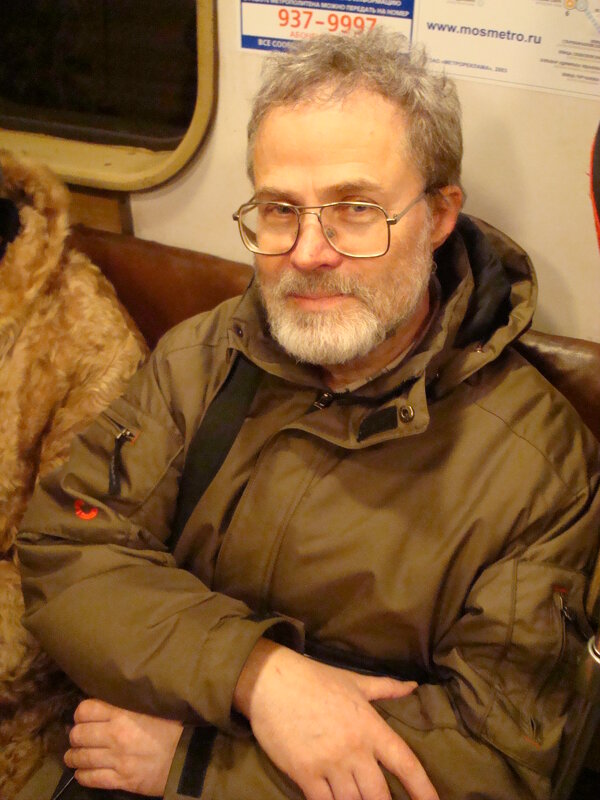 Мой друг, очень хороший художник. Сегодня с ним простились - Андрей Лукьянов