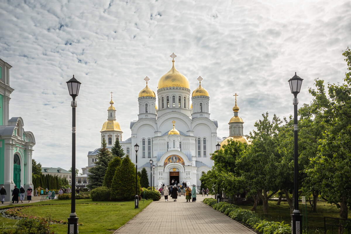 Утро в Дивеево - Nyusha .