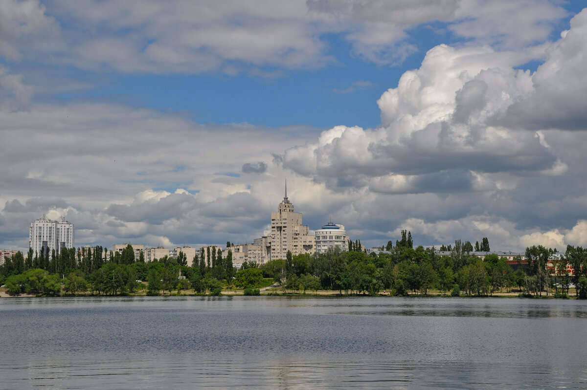 Облака над городом - Татьяна Машошина Облака над городом - Татьяна Машошина